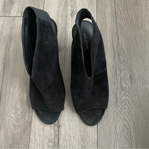 Via Spiga Suede Leather Black Open Toe Booties - Picture 3 of 6